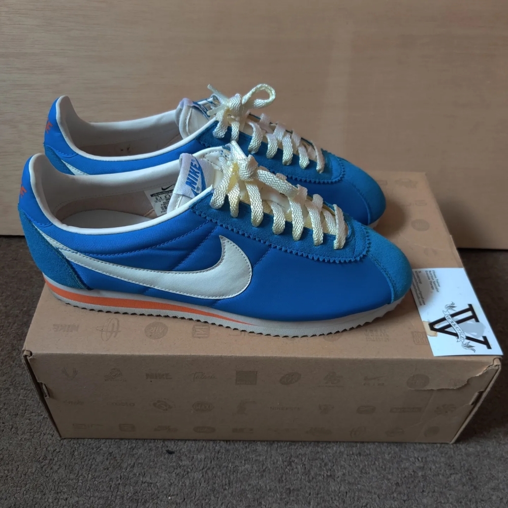 2011 Nike Cortez classic Italy blue size 9.5